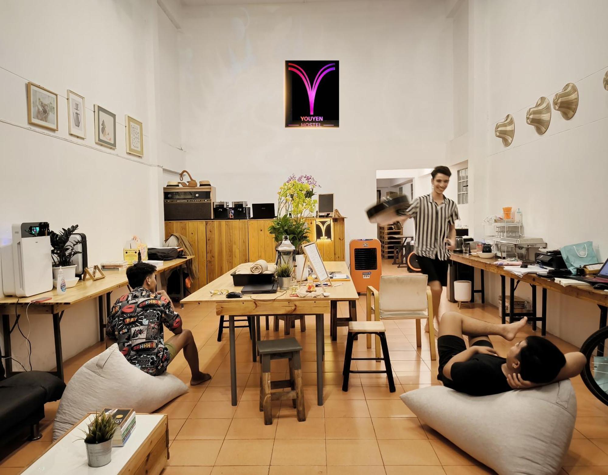 Youyen Hostel Бангкок Екстер'єр фото