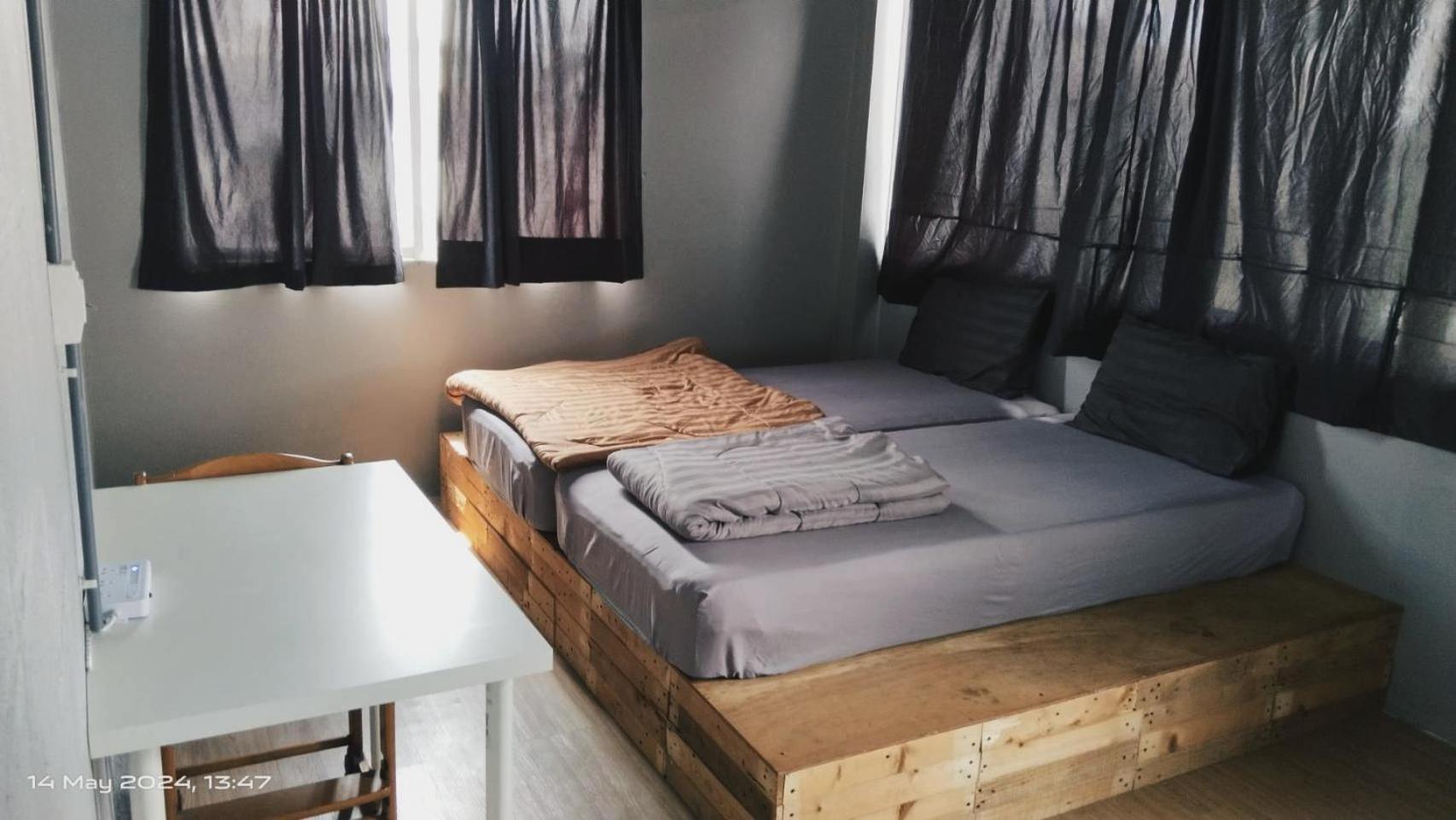 Youyen Hostel Бангкок Екстер'єр фото